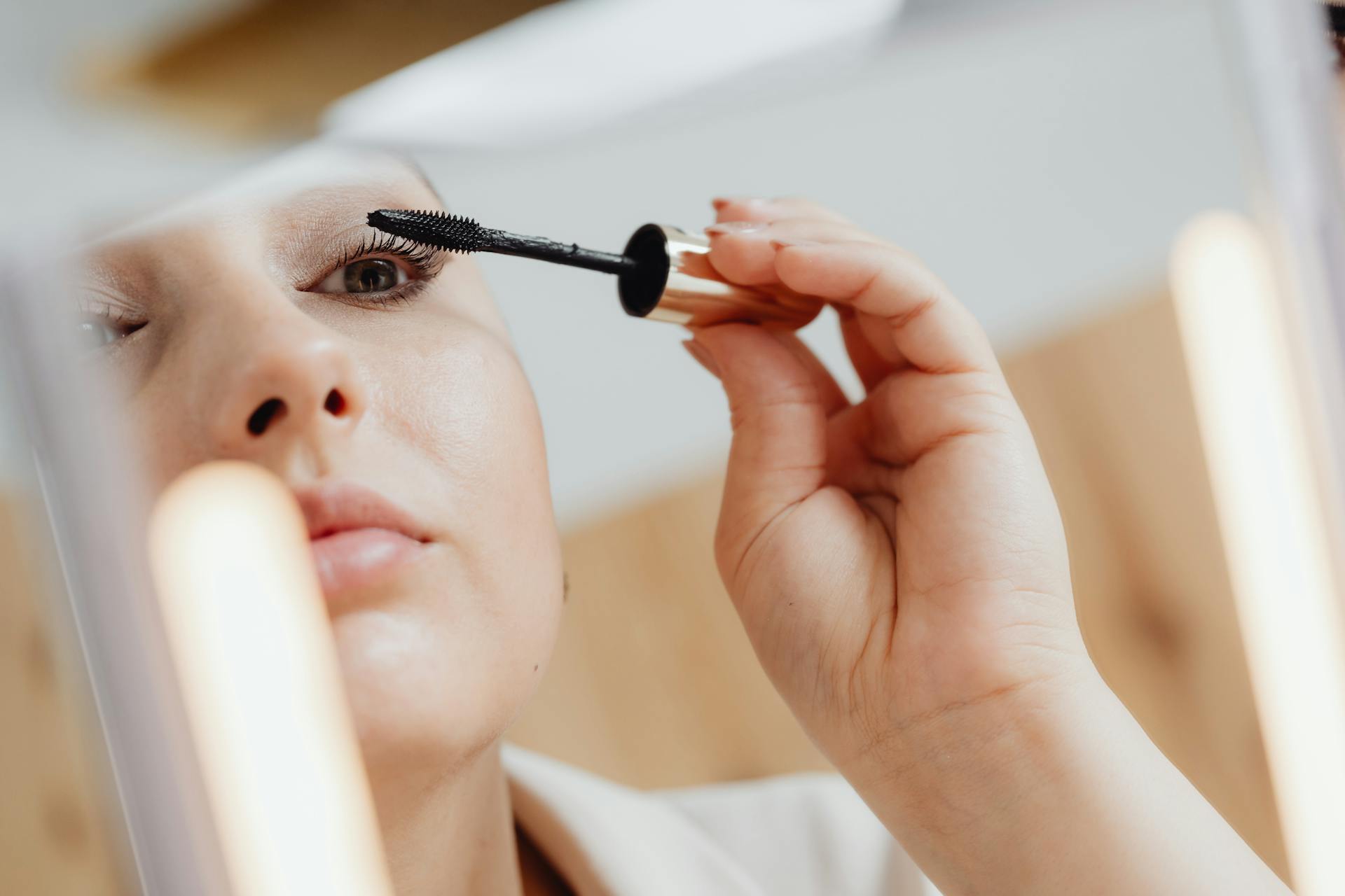 Are You Supposed to Layer Mascara?
