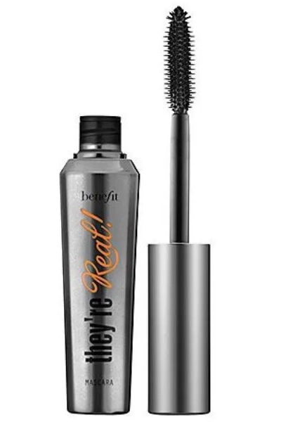 Benefit they're real lengthening mascara