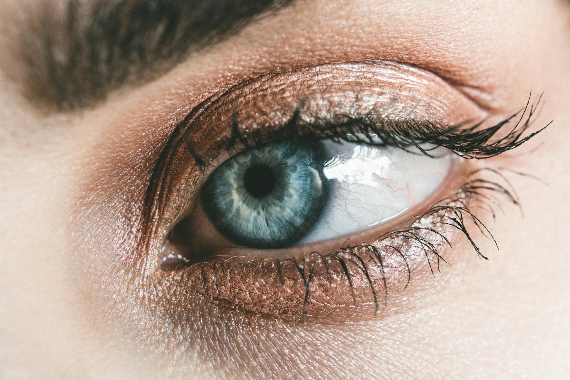 How Often is it OK to Wear Mascara?