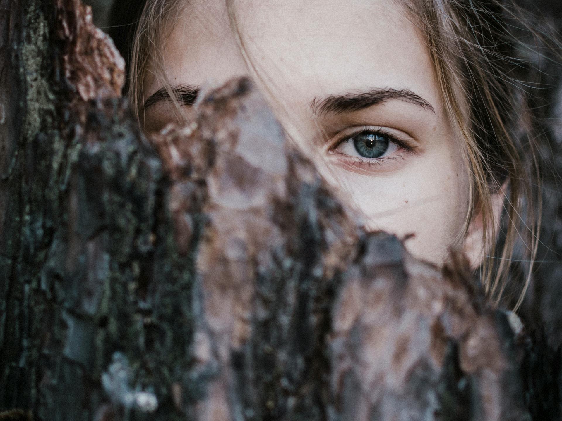 How To Make Your Lashes Look Longer Without Mascara?