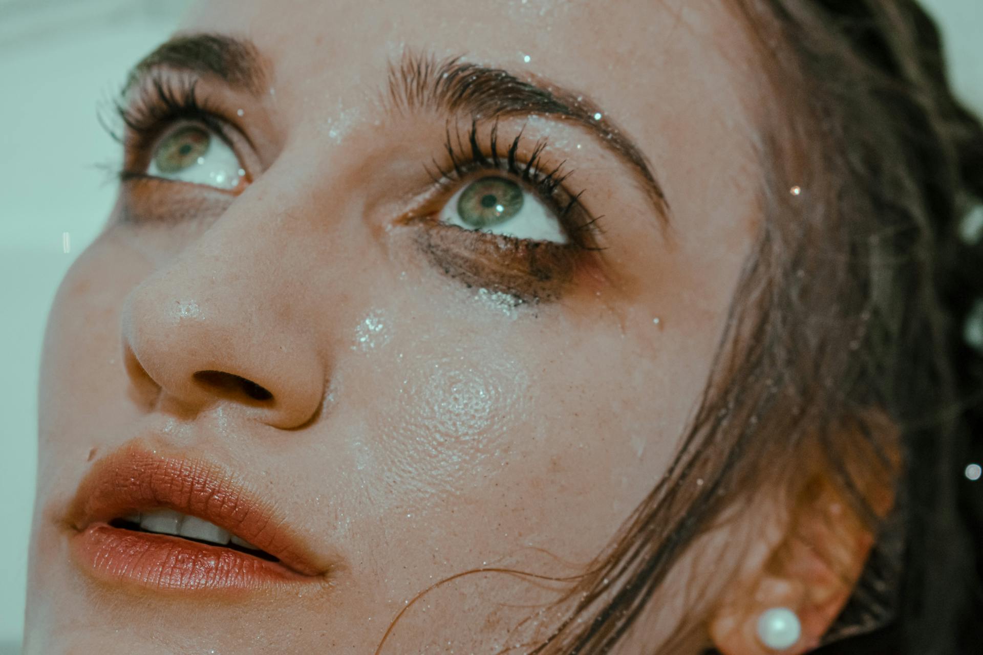 Is Regular Mascara Better Than Waterproof?