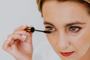 5 Best Mascara for Older Women 2026