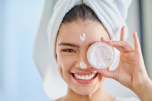 Can I Apply Moisturizer After Microneedling?