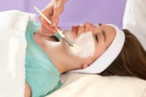 How Long Does a Chemical Peel Last?