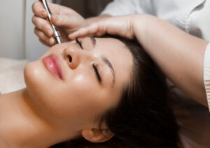 What are the Risks of Microneedling?