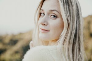 What Causes Age Spots To Get Bigger?