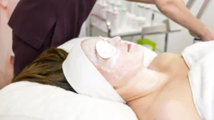 What is the Best Moisturizer After a Chemical Peel?