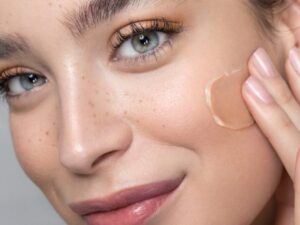 Are You Supposed to Rub in BB Cream?