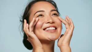 Do You Put Concealer on Before or After CC Cream?