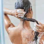 How Long Should I Leave Shampoo in My Hair?