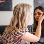 How to Apply Eyeshadow Correctly?