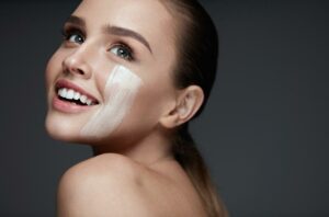 Is it Better to Use BB Cream or Foundation in the Summer?