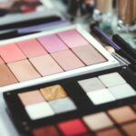 What is the Easiest Type of Eyeshadow to Apply?