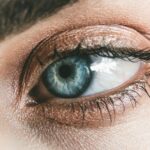 What is the Rule of Thumb for Eyeshadow?