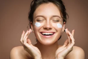 Are You Supposed to Moisturize After a Shower?