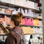 How Do I Know What Hair Color to Buy?