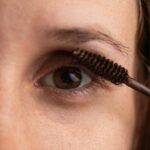 How Do You Apply Mascara Properly?