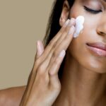 How Long to Leave Moisturizer on Face?
