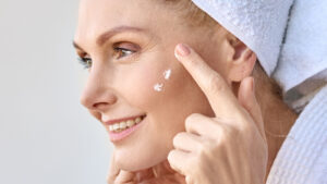Is Moisturizer Good for Aging?