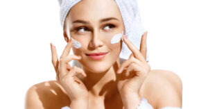 What is the Best Time to Apply Moisturizer?