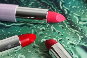 What Type of Lipstick is Best for Mature Lips?