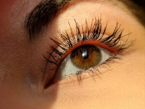 Do Long Eyelashes Make You Look Younger?