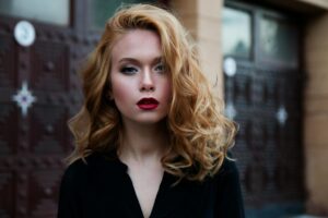 Does Clear Mascara Lengthen Eyelashes?