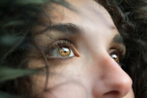 What to use if allergic to mascara?