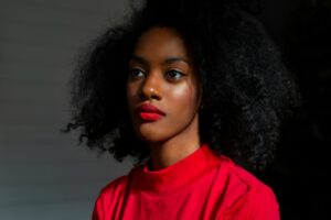 What is the Difference Between Hybrid Lashes and Mega Volume?