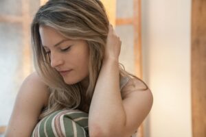 Can I Flat Iron My Hair After Using Dry Shampoo?