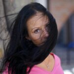 How To Use Dry Shampoo With Black Hair?