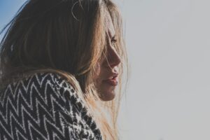 Should I Shampoo Every Day With Thin Hair?