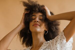 What is Better, Dry Shampoo Powder or Spray?