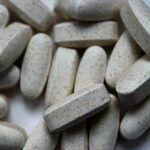 What Vitamin Deficiencies Cause Oily Hair?