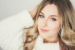 Does Leaving Purple Shampoo in Your Hair Make it Blonder?