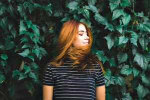 Is It Okay To Never Use Shampoo and Conditioner?
