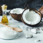 Can I Leave Coconut Oil in My Hair Overnight For Dandruff?