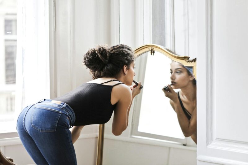 What to Put on Before Lipstick?