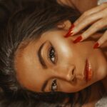 How Do I Choose the Right Lip Gloss?